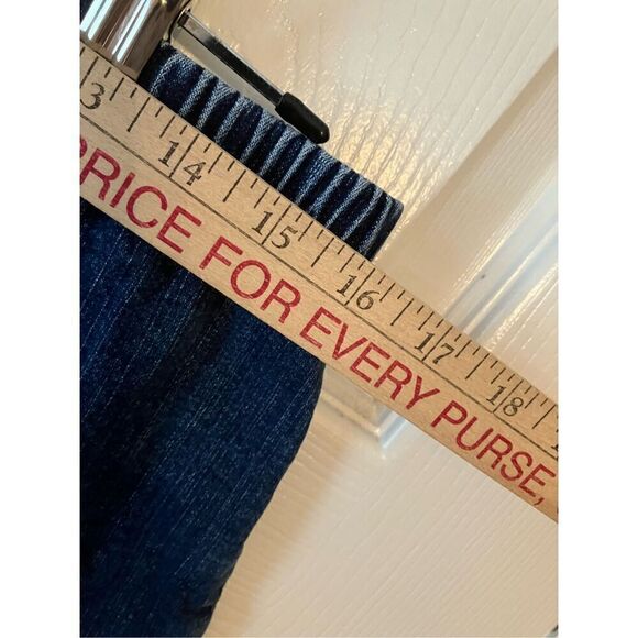 Essentials by Maggie Denim Capris 18/20 - Picture 7 of 9